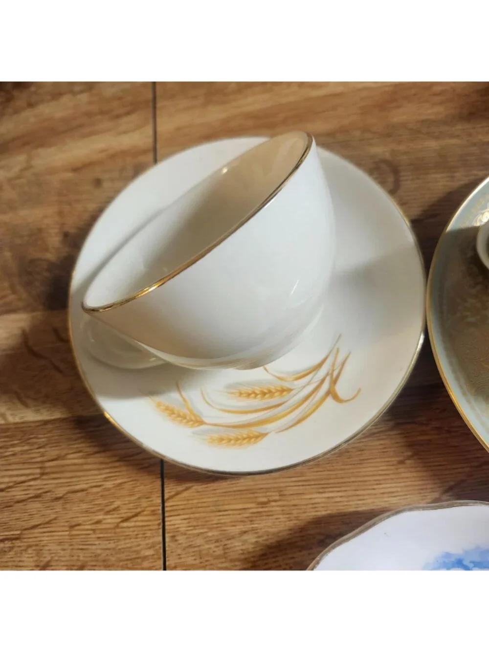 6 Sets Mismatched China Tea Cups & Saucers, Green & Gold